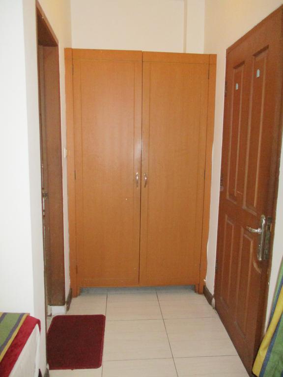 Hotel Maxim Kwitang Джакарта Экстерьер фото