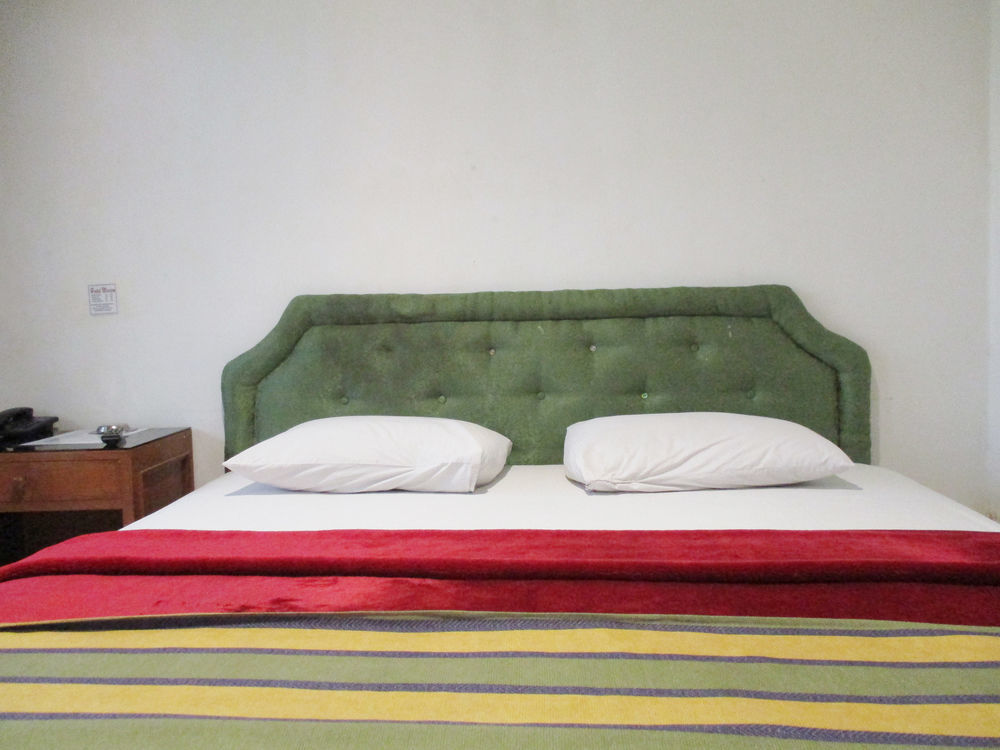 Hotel Maxim Kwitang Джакарта Экстерьер фото
